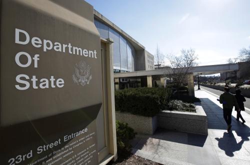 People enter the State Department Building in Washington, U.S., January 26, 2017. REUTERS/Joshua Roberts - RTSXJ5W